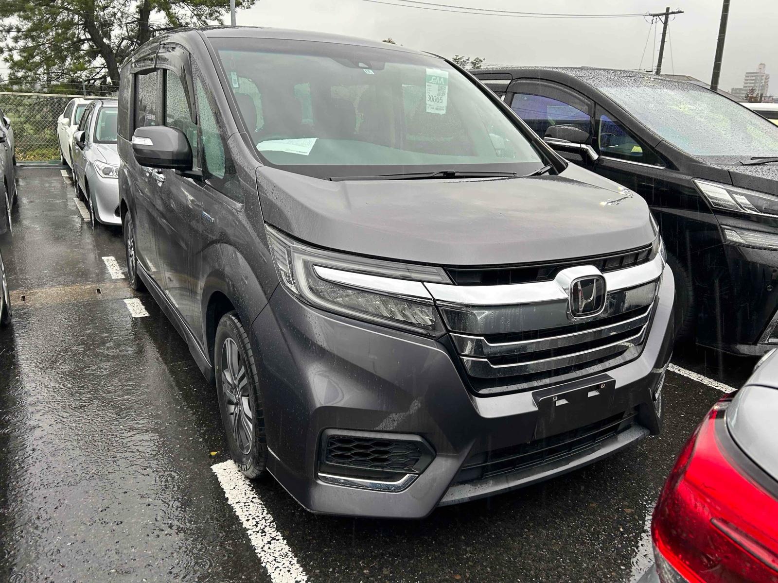 Honda Stepwagon SPADA SPADA HV B HONDA SENSING