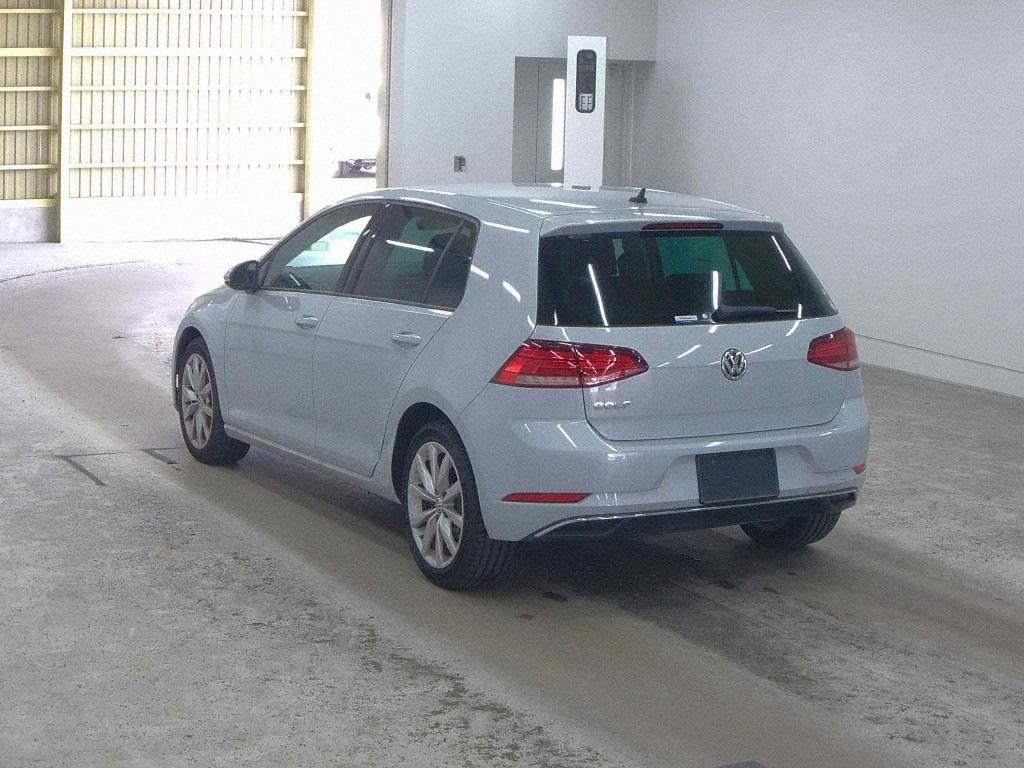 Volkswagen GOLF 5D COMFORT LINE TECH EDITION