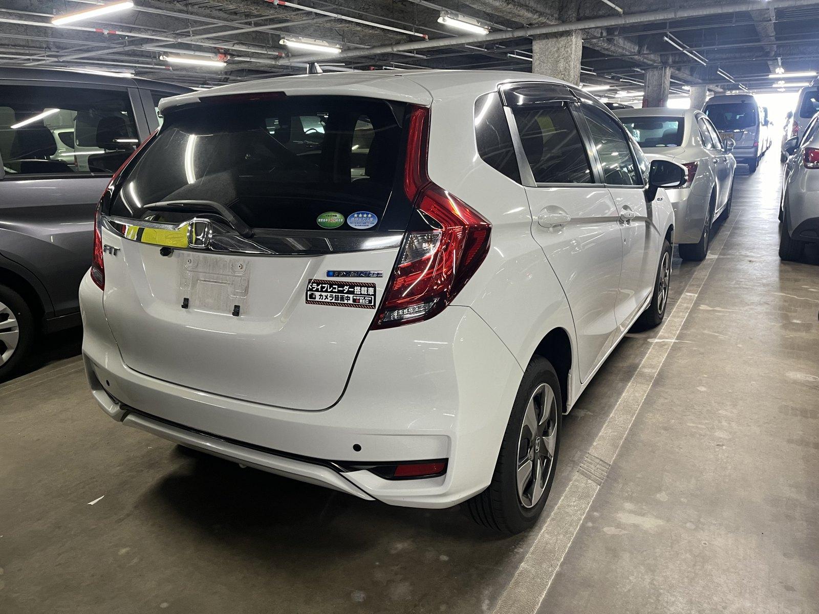 Honda Fit HYBRID F