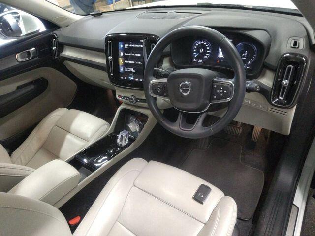 Volvo XC40 RECHARGE PLUG-IN HYBRID T5 INS