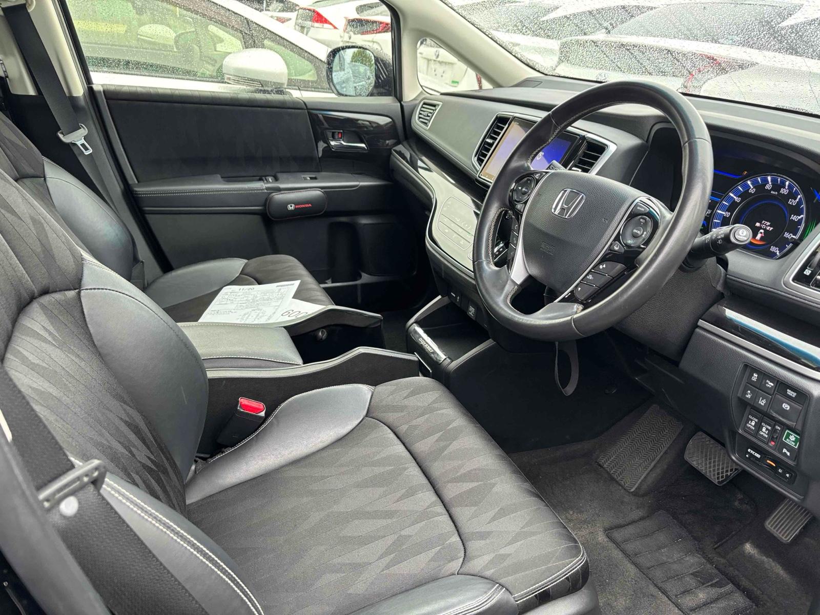 Honda Odyssey HYBRID HYBRID ABSOLUTE EX HONDA SENS
