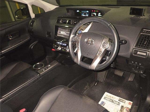 Toyota Prius ALPHA G