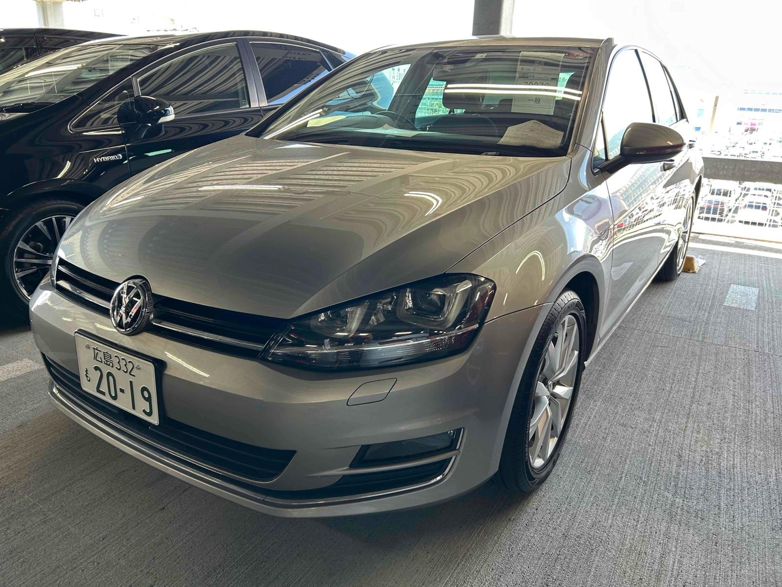 Volkswagen Golf TSI HIGH LINE