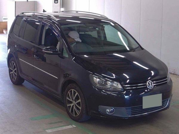 Volkswagen GOLF TOURAN TSI HIGH LINE