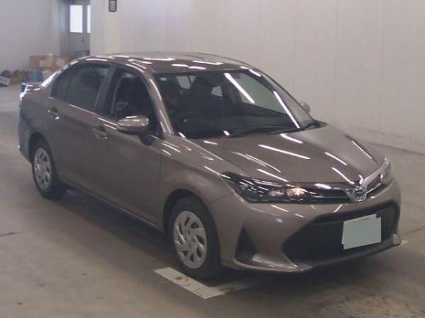 Toyota Corolla Axio HYBRID EX