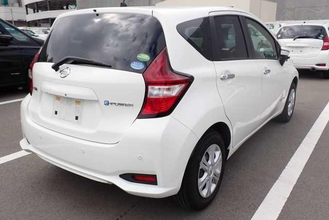 Nissan Note e-POWER B