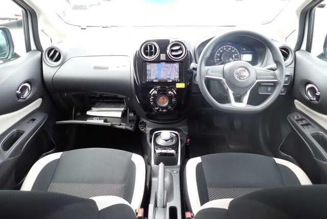 Nissan Note e-POWER B