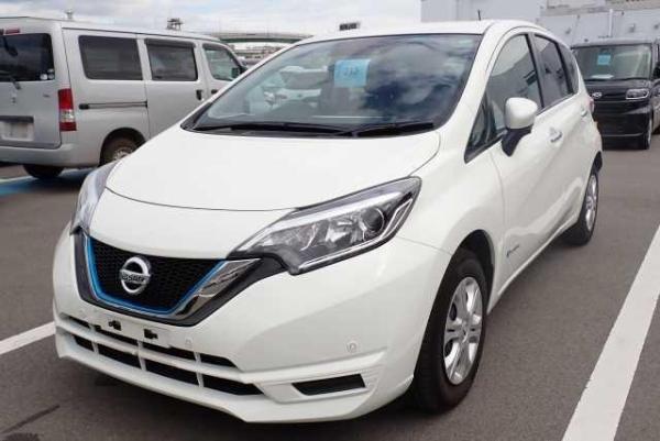 Nissan Note e-POWER B