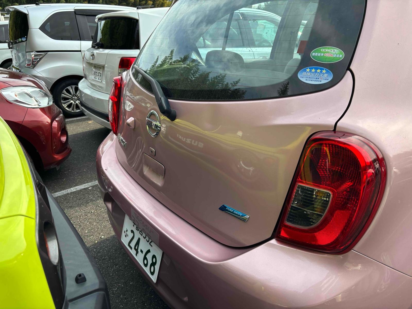Nissan MARCH 5D X