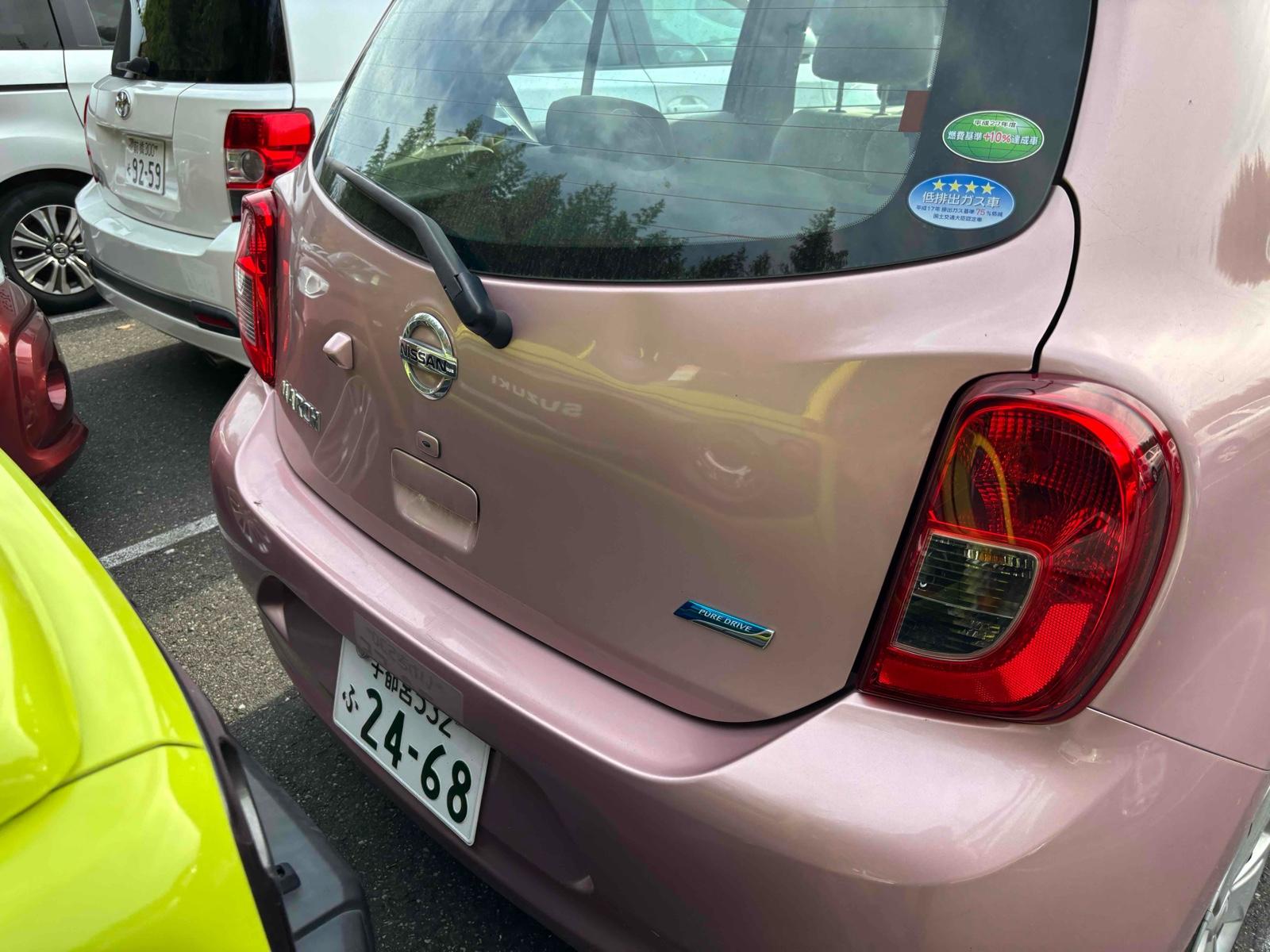 Nissan MARCH 5D X