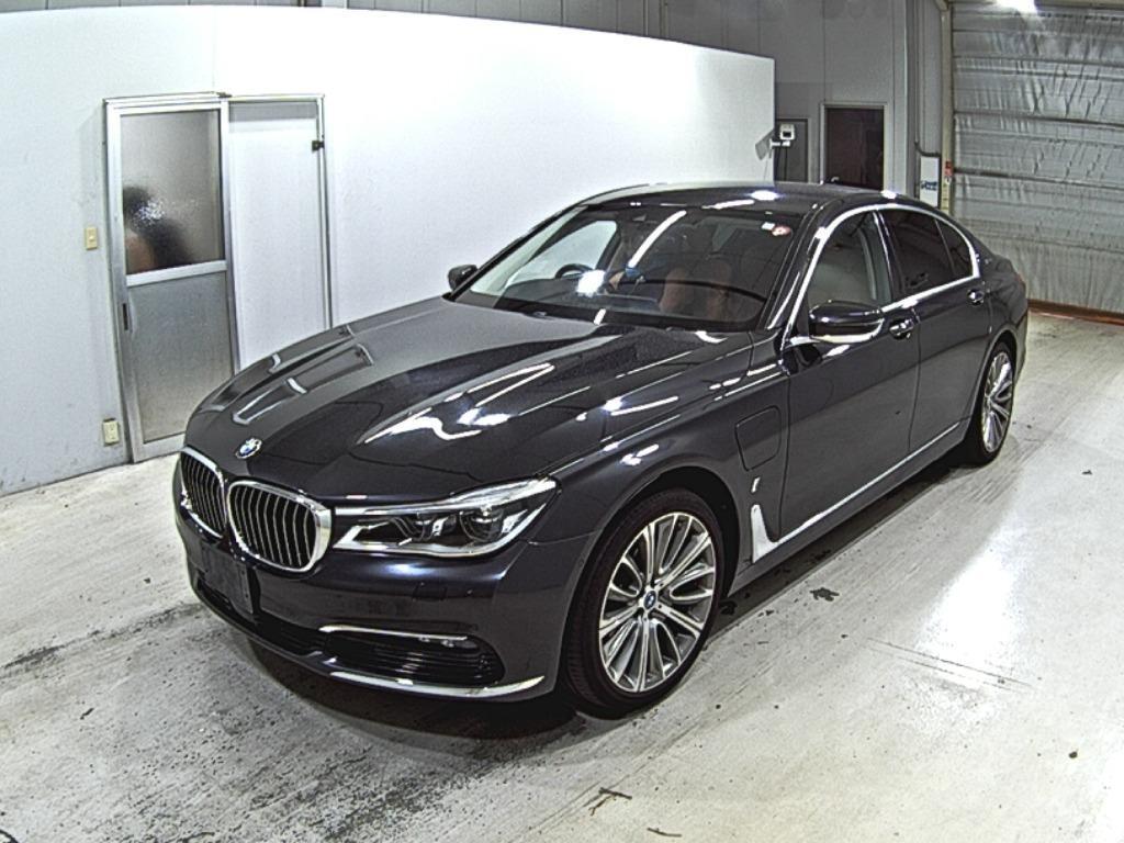 BMW 740 E I PERFORMANCE