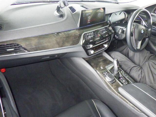 BMW 5 Series 4d 523D LUXURY
