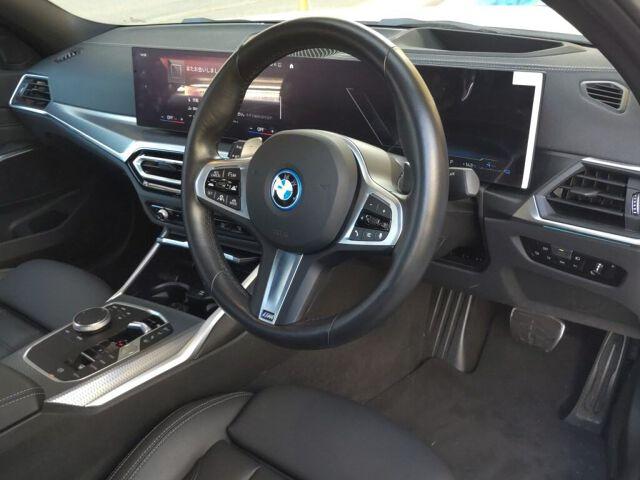 BMW 3 Series 4d 330E M SPORT