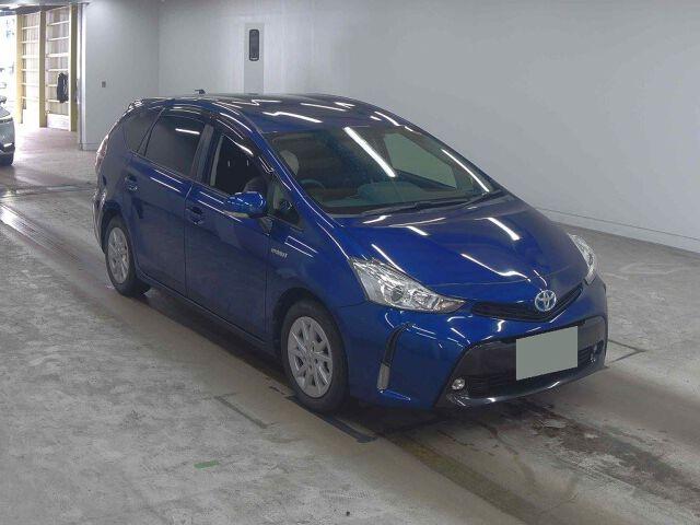 Toyota Prius ALPHA S