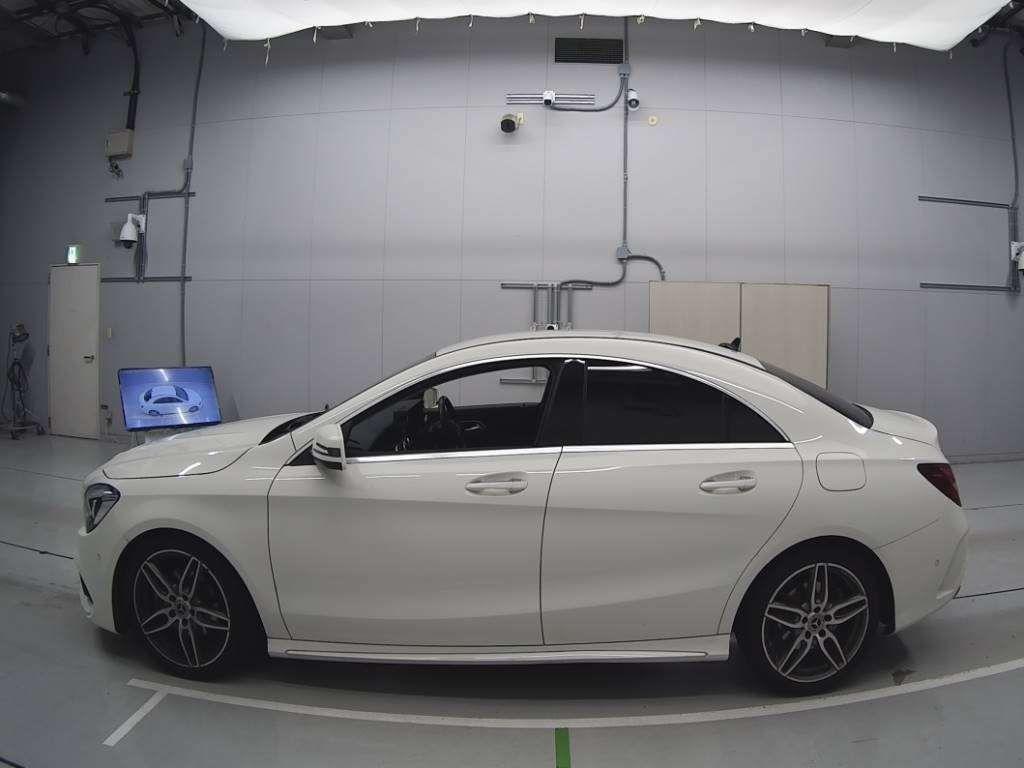 Mercedes-Benz CLA CLA180 AMG STYLE