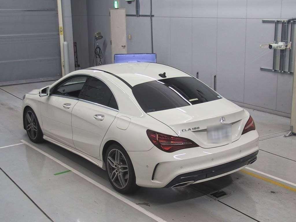 Mercedes-Benz CLA CLA180 AMG STYLE