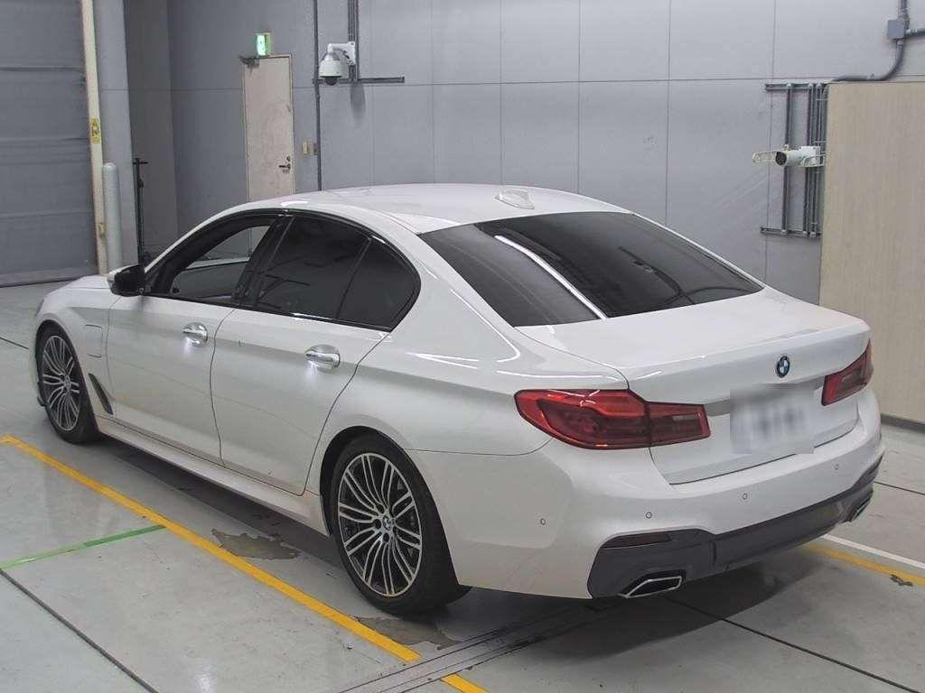 BMW 530 E M SPORT I PAFOMANS