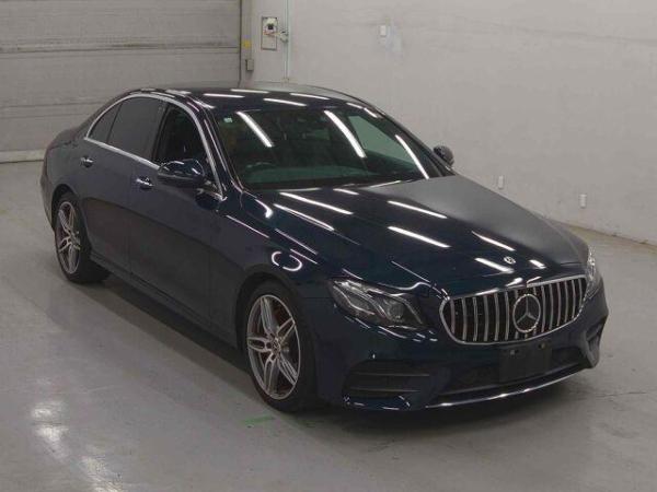 Mercedes-Benz E-class 4d E220D AVANTGARDE AMG LINE