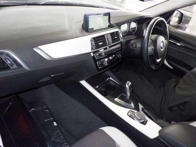BMW 1 Series 5d 118D STYLE