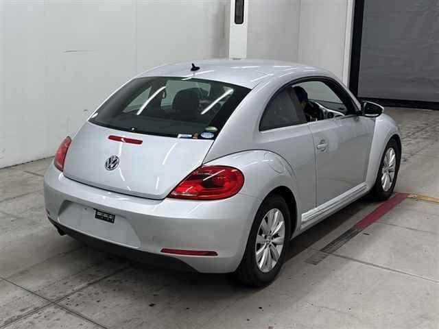Volkswagen THE BEETLE DESIGN