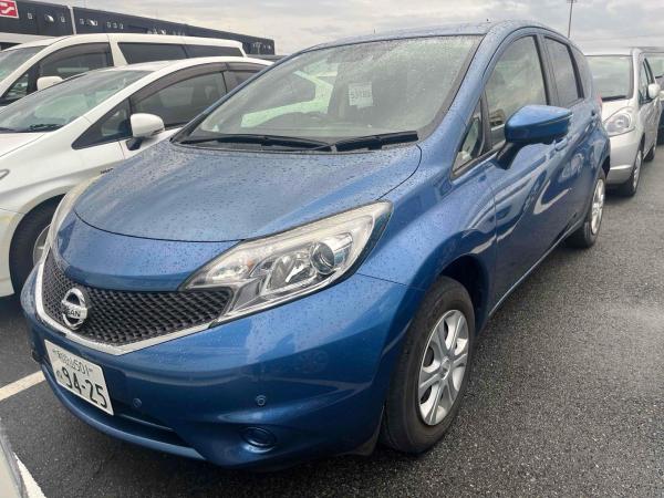 Nissan Note X DIGS V SELECTION SE-F