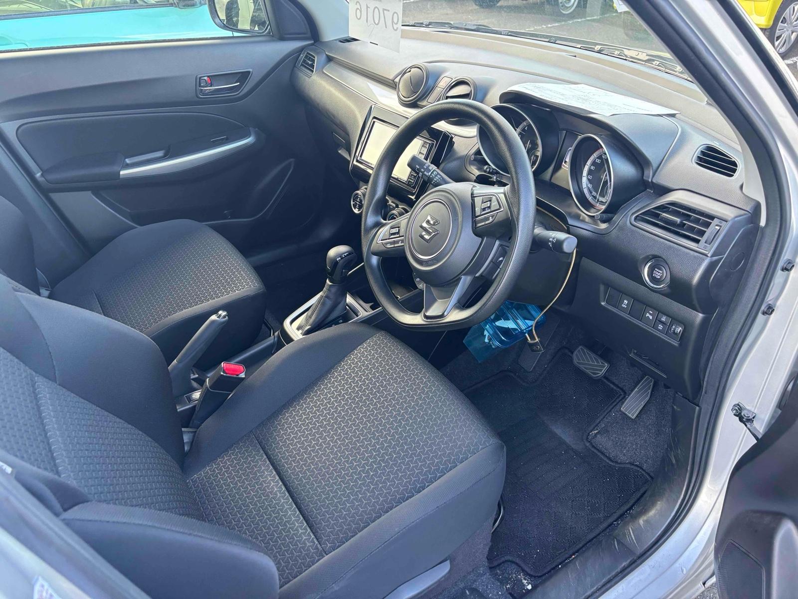 Suzuki Swift 5D