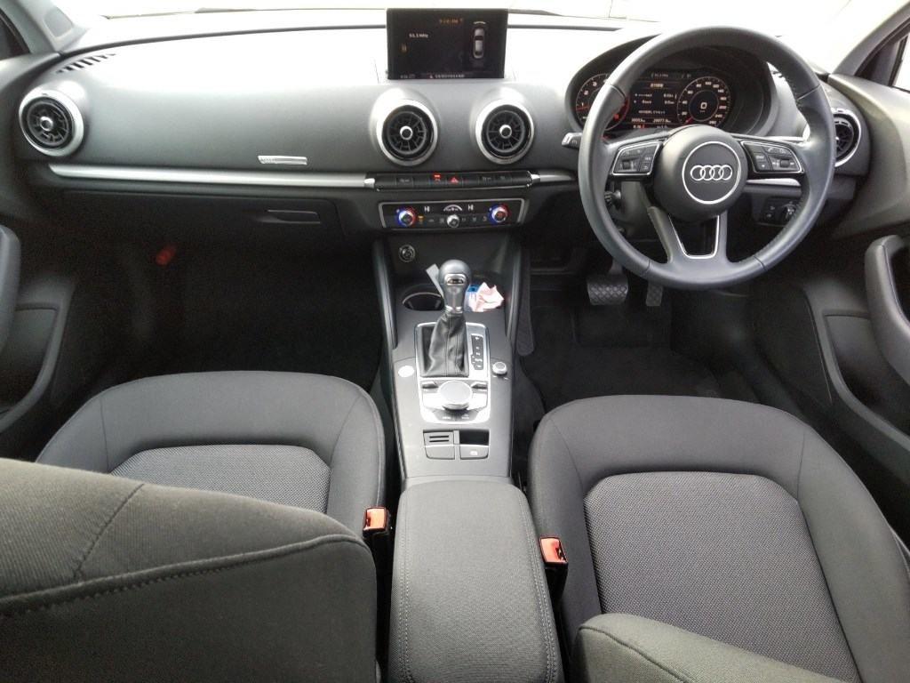 Audi A3 Sedan 30 TFSI