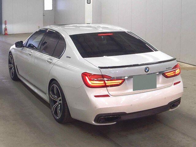 BMW 7 Series 740E IPERFORMANCE M-SPORT