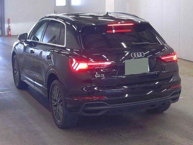 Audi Q3 35TFSI S LINE