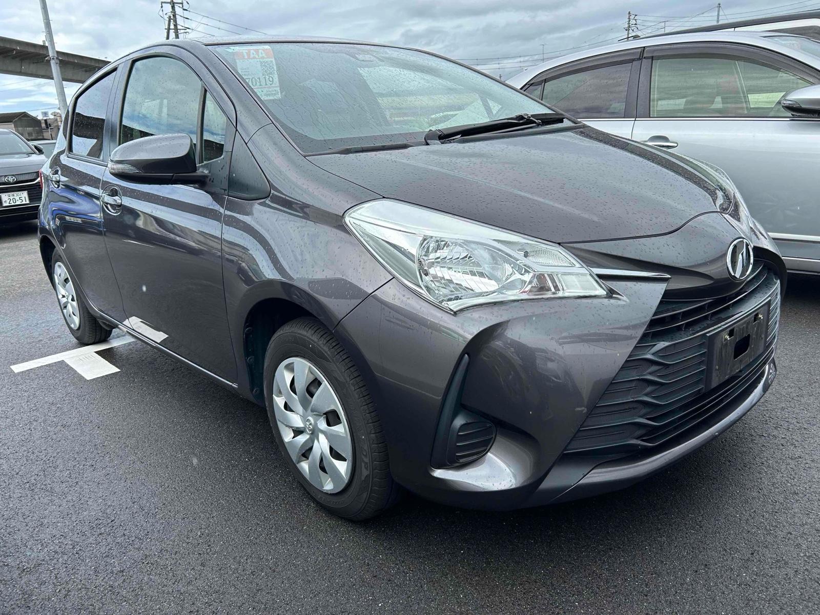 Toyota Vitz F