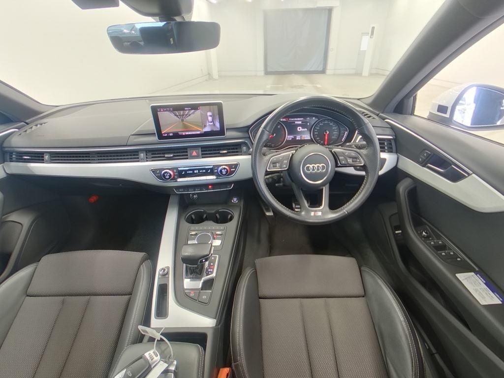 Audi A4 2.0TFSI SPORT S LINE PACKAGE