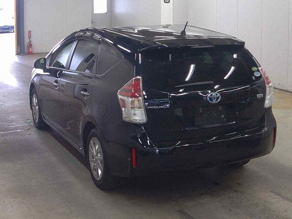 Toyota Prius ALPHA S TUNE BLACK II
