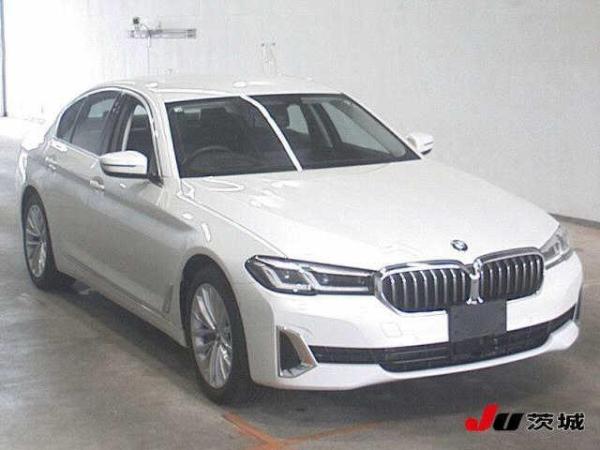 BMW 5 Series 530eラグジュアリーエディションジョイ+