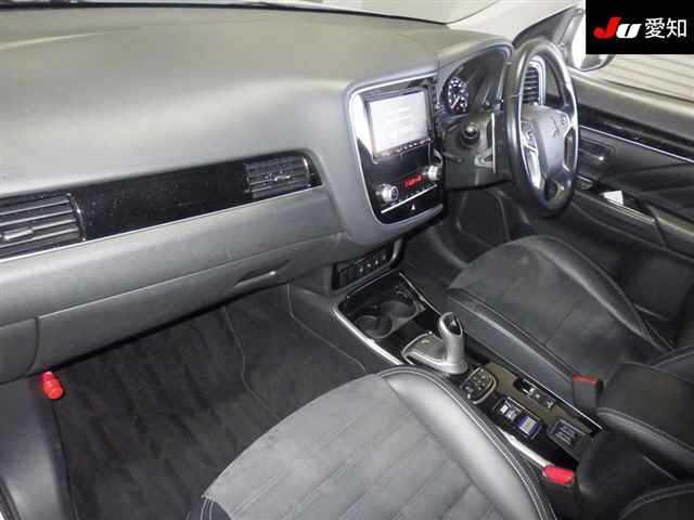 Mitsubishi Outlander Phev G 4WD