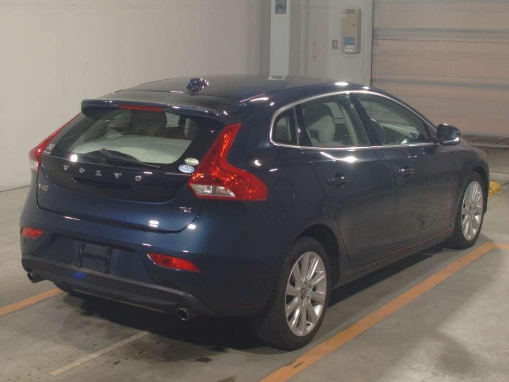 Volvo V40 1.6