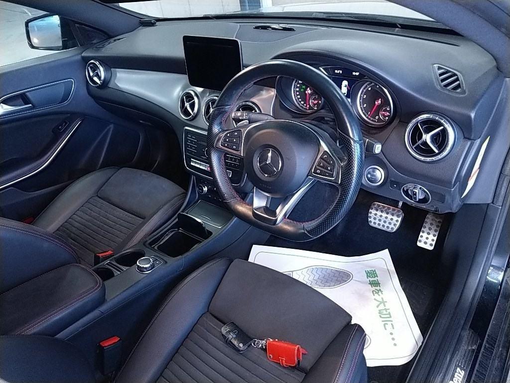 Mercedes-Benz CLA CLA180 SPORT