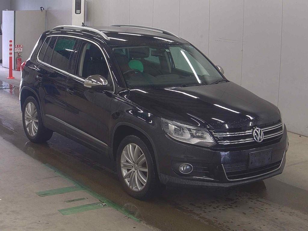 Volkswagen Tiguan 1.4TSI BMT LOUNGE