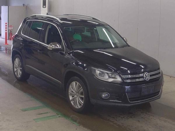 Volkswagen Tiguan 1.4TSI BMT LOUNGE