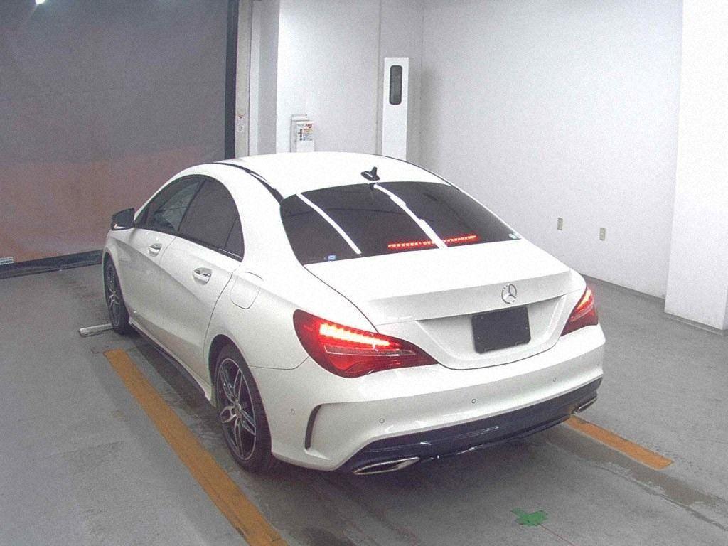 Mercedes-Benz CLA CLA180 STAR WARS EDITION