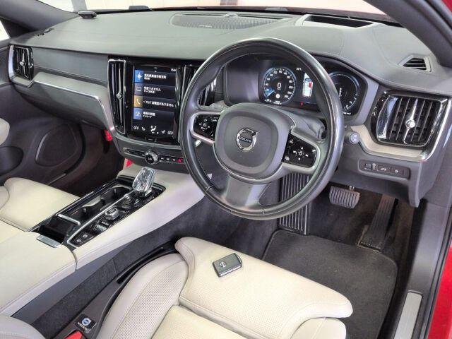 Volvo V60 4wd RECHARGE PLUG-IN HYBRID T6 AWD