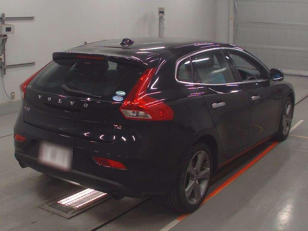 Volvo V40 1.6