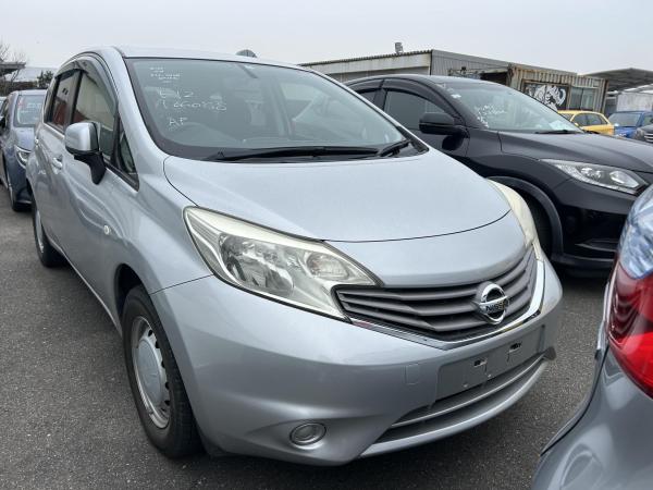 Nissan Note X
