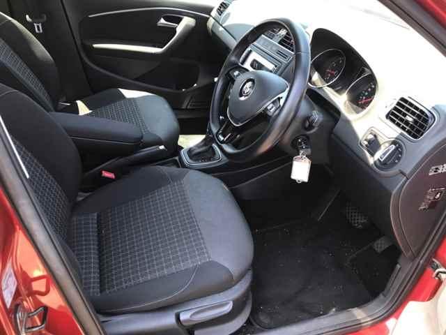 Volkswagen Polo TSIｺﾝﾌｫｰﾄﾗｲﾝ