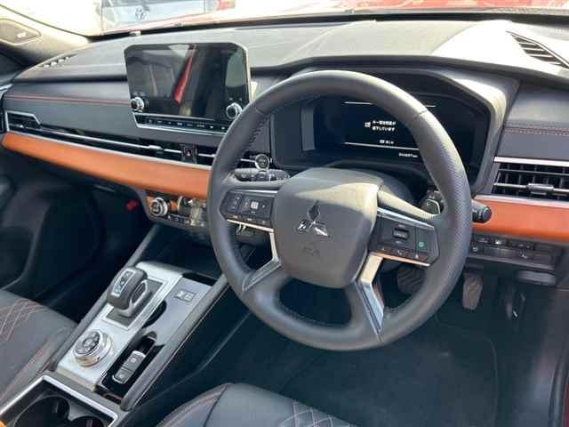 Mitsubishi Outlander Phev P