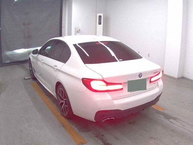 BMW 5 Series 4d 523E M-SPORT