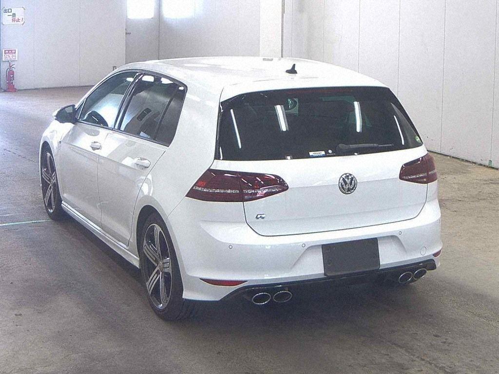 Volkswagen Golf R 2.0