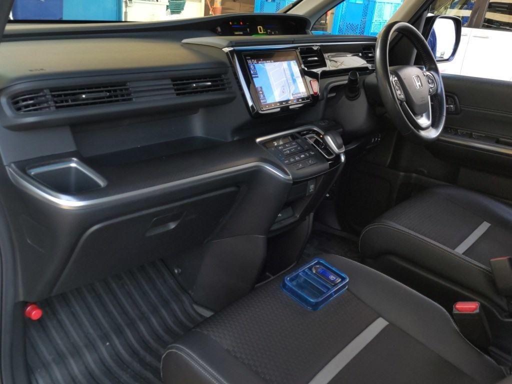 Honda Stepwagon SPADA SPADA HYBRID GEX HONDA SENSIN