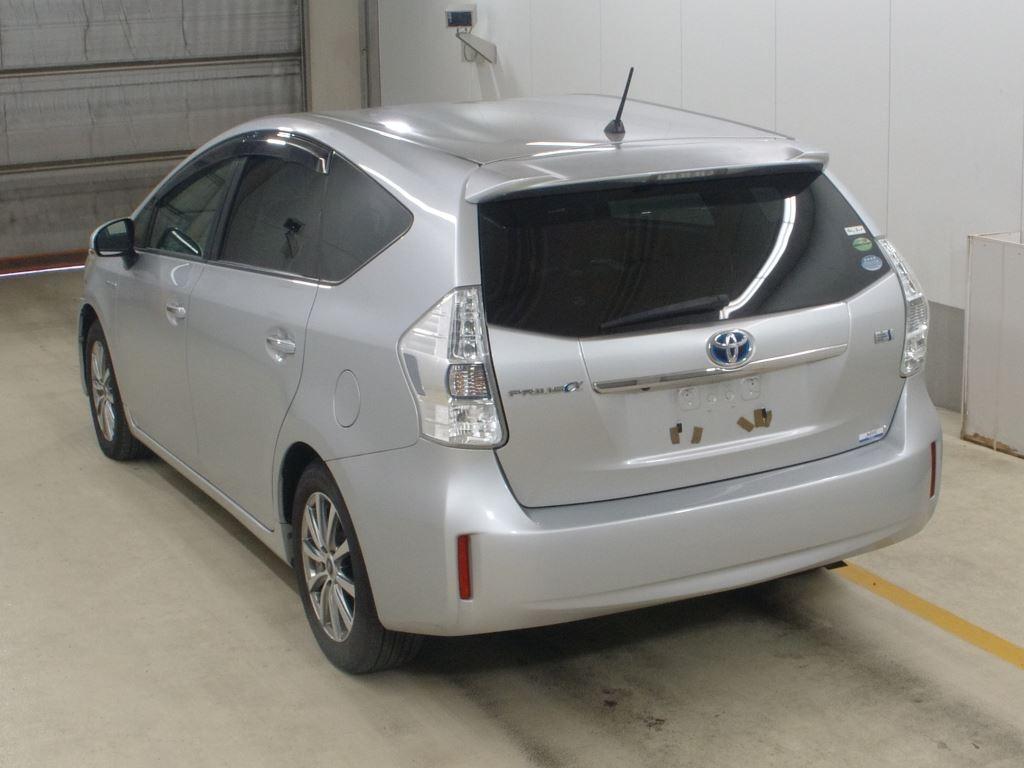 Toyota Prius ALPHA S TUNE BLACK
