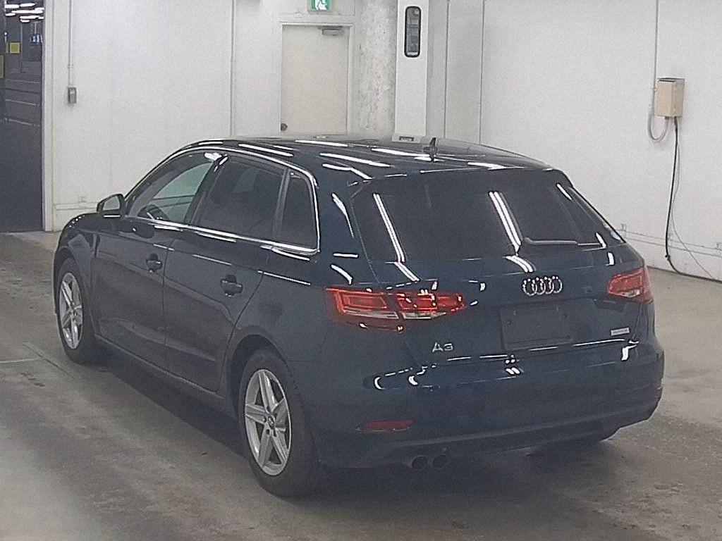 Audi A3 SPORT B30TFSI