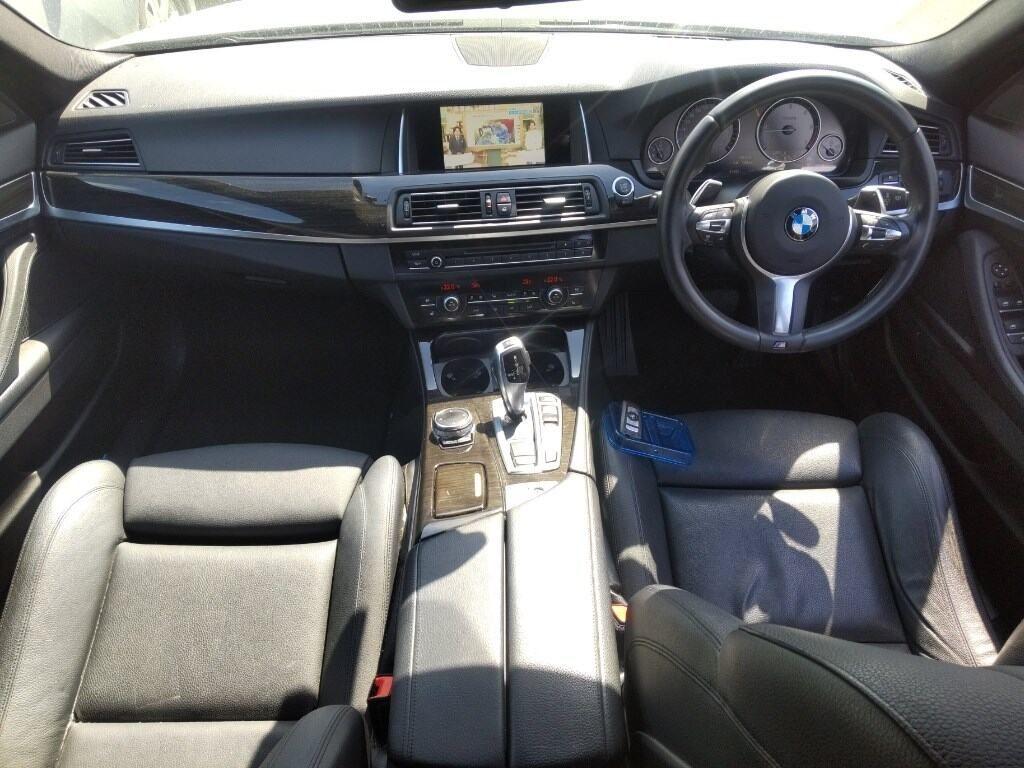 BMW 5 Series 4d 523D M SPORT